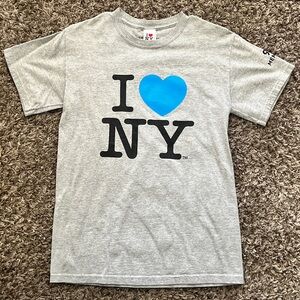 I Heart NY T-Shirt. Size Small